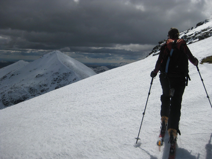 Skiing off the summit of Ben More. 