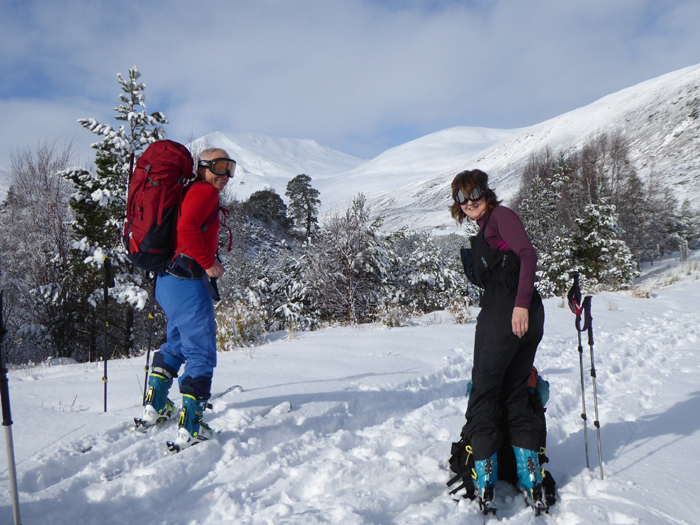 Skiing Tom A'Choinnich