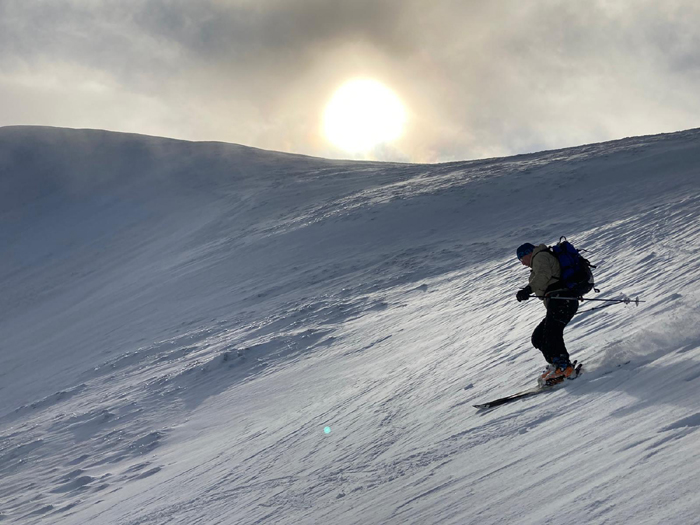 Skiing down the southern corries fo White Coomb and Carrifran Gans, Moffat Hills. 