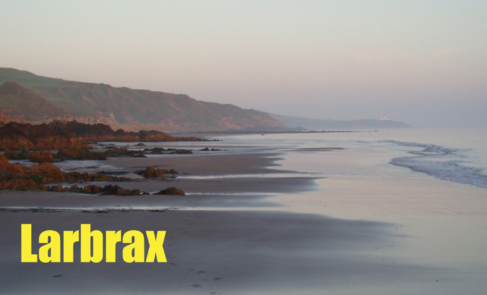 Larbrax beach at low tide.